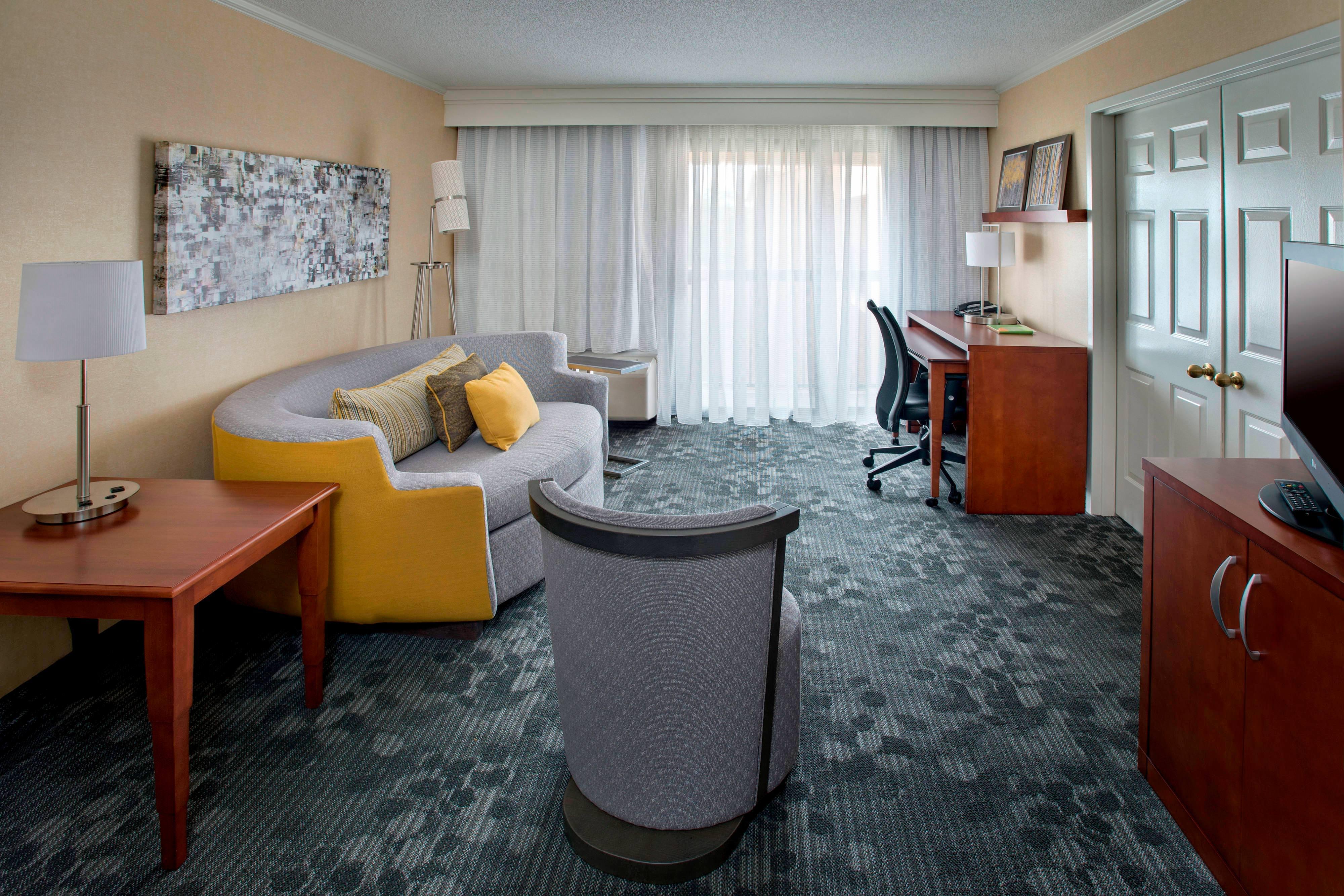 Отель Sonesta Select Philadelphia Airport Экстерьер фото