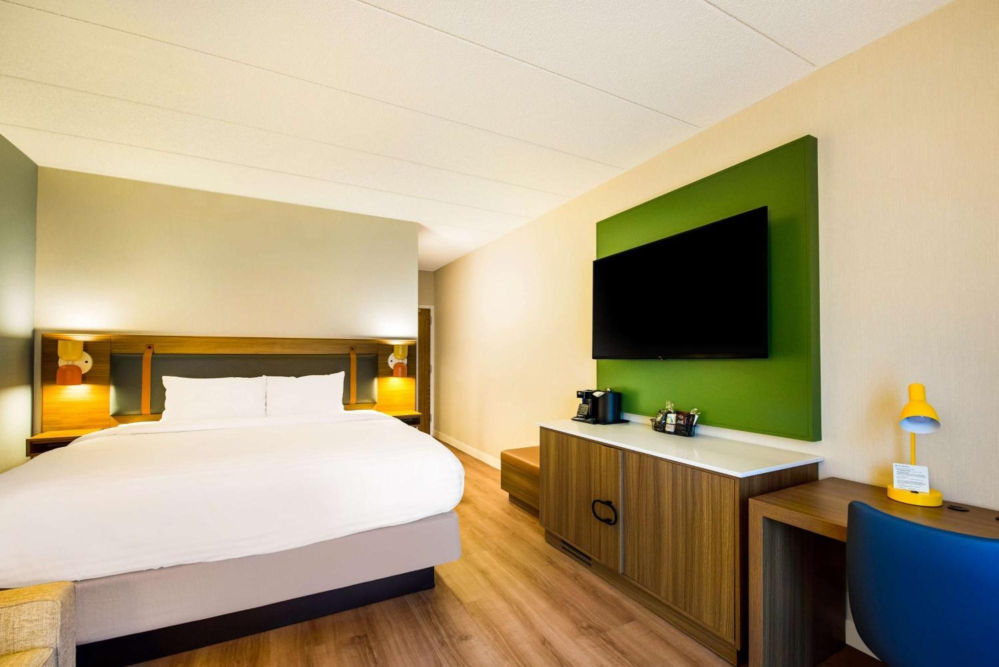Отель Sonesta Select Philadelphia Airport Экстерьер фото