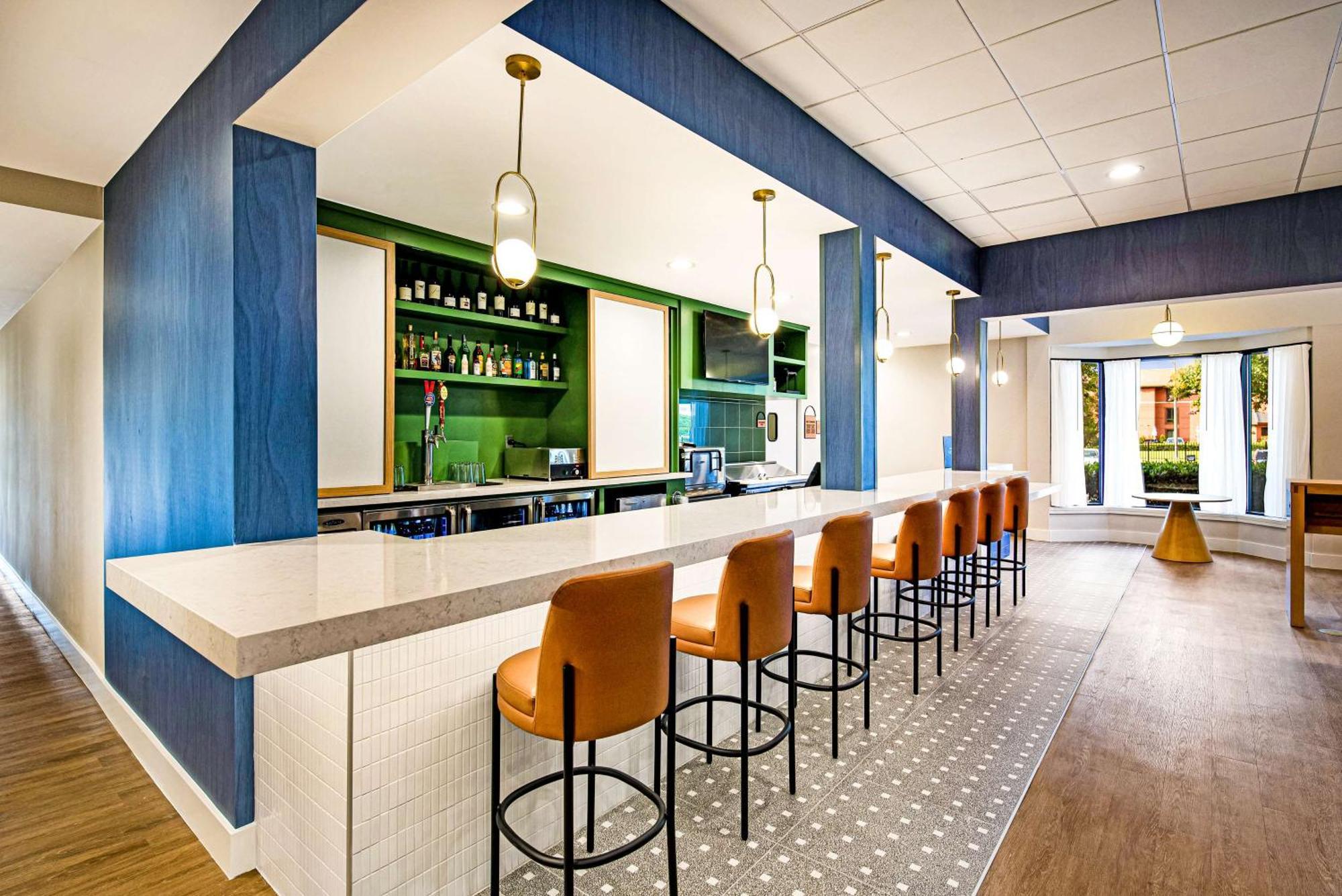 Отель Sonesta Select Philadelphia Airport Экстерьер фото